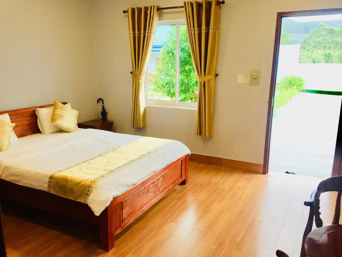 Bungalow Hotel Chi Khu Co Ong Exterior photo