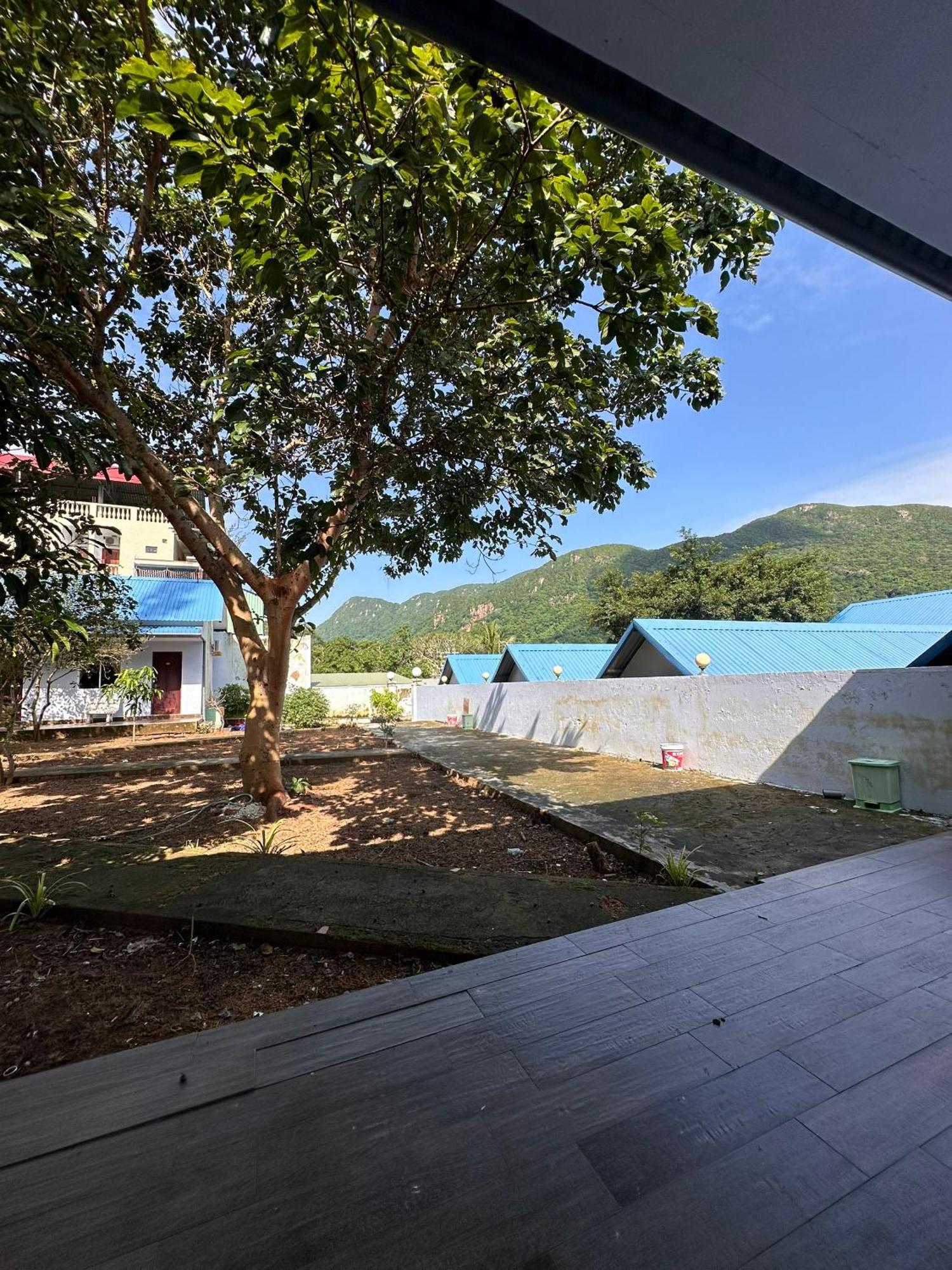 Bungalow Hotel Chi Khu Co Ong Exterior photo