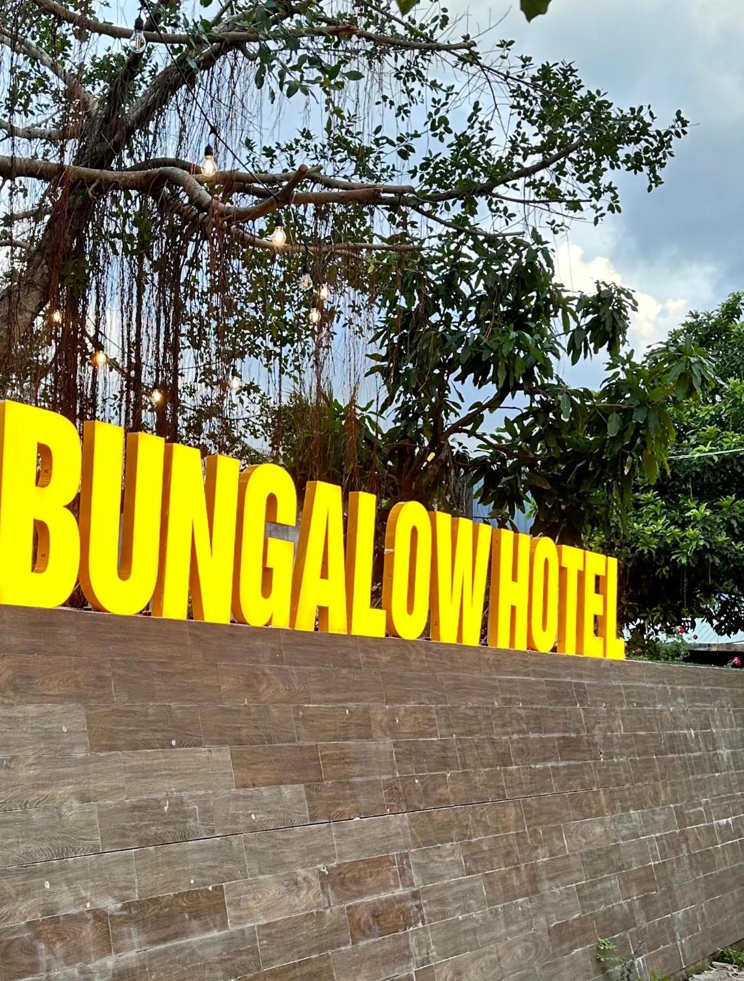 Bungalow Hotel Chi Khu Co Ong Exterior photo