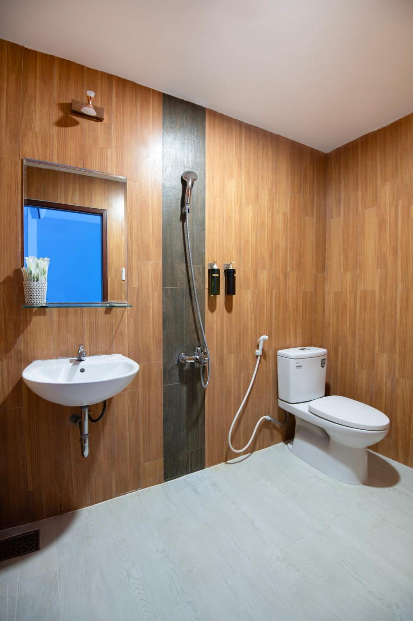 Bungalow Hotel Chi Khu Co Ong Exterior photo