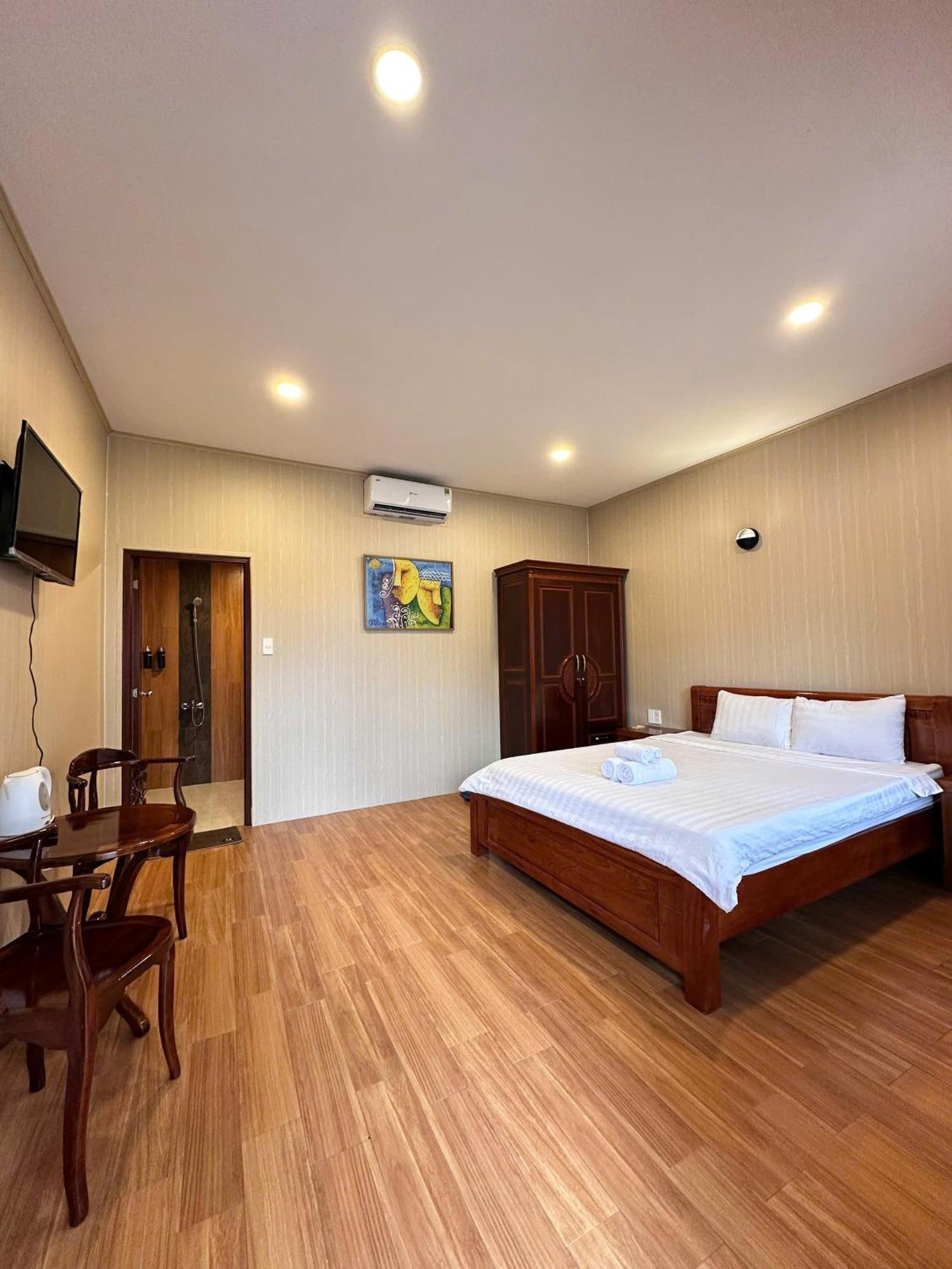 Bungalow Hotel Chi Khu Co Ong Exterior photo